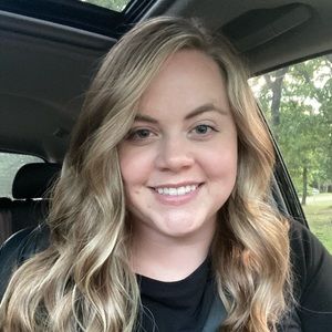 Meet your Posher, Meagan